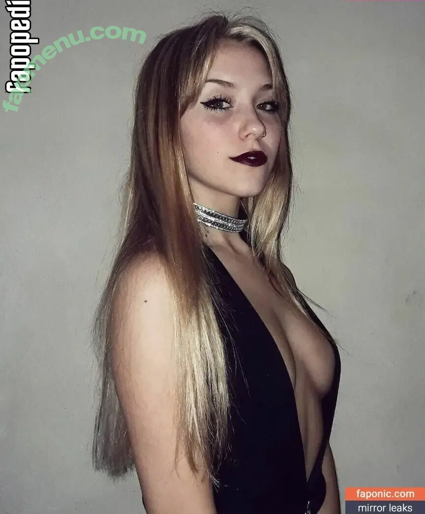 Valentina Borelli nude photo #0084 (Vaalenborelli)