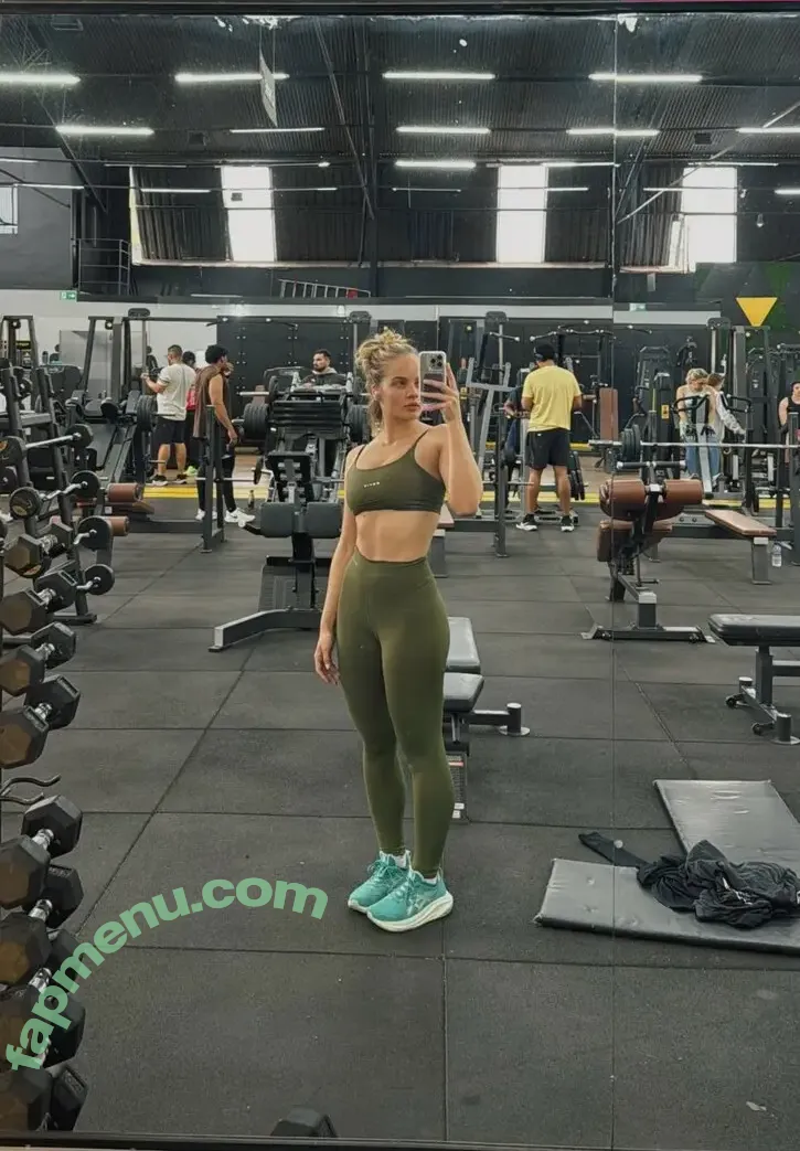 Valentina Bulc nude photo #0150 (Atriz / valentinabulc)