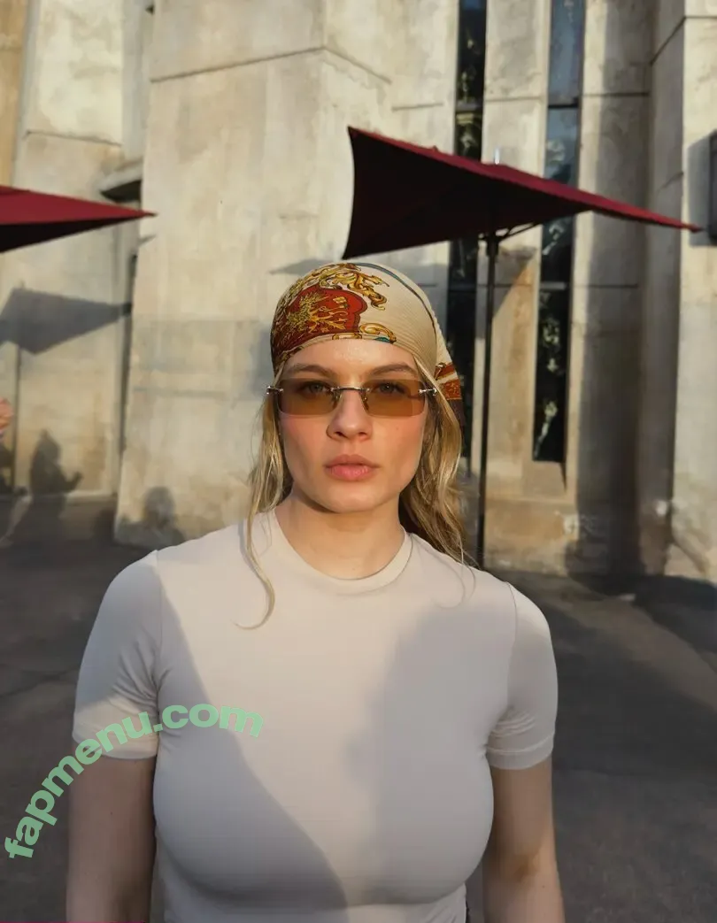 Valentina Bulc nude photo #0168 (Atriz / valentinabulc)