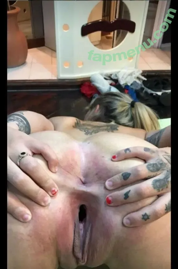 Valentina Cortez nude photo #0005 (valcortez / valencortez._)