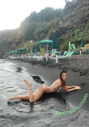 Valentina Fradegrada / lafradegrada_free / valentinafradegrada / vfradegrada nude photo #0137