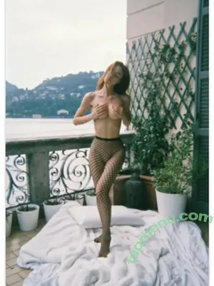 Valentina Fradegrada / lafradegrada_free / valentinafradegrada / vfradegrada nude photo #0444