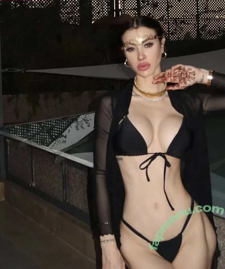 Valentina Fradegrada nude photo #0214 (lafradegrada_free / valentinafradegrada / vfradegrada)