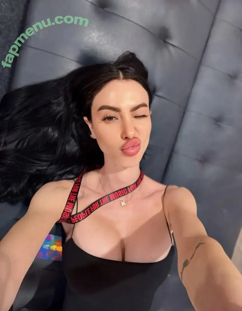 Valentina Fradegrada nude photo #0242 (lafradegrada_free / valentinafradegrada / vfradegrada)