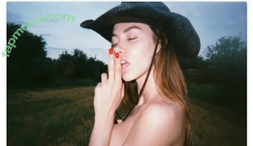 Valentina Fradegrada nude photo #0406 (lafradegrada_free / valentinafradegrada / vfradegrada)