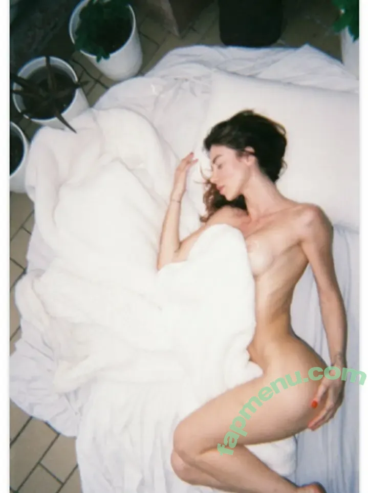 Valentina Fradegrada nude photo #0466 (lafradegrada_free / valentinafradegrada / vfradegrada)