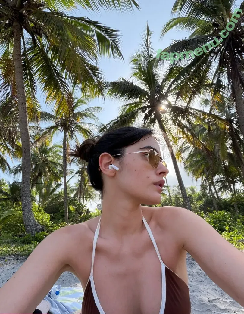 Valentina Herszage nude photo #0041 (valentinaherszage)