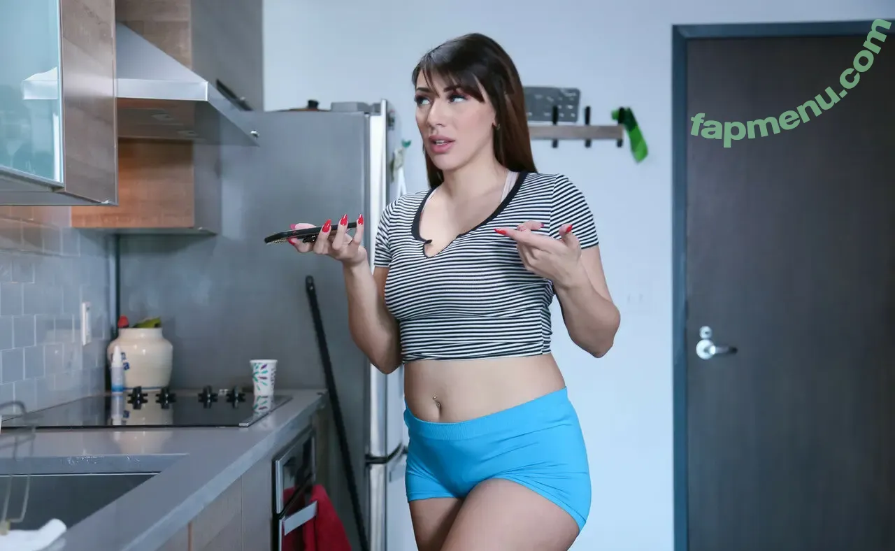 Valentina Jewels nude photo #0126 (jewelsval / jewelsvalxxx)