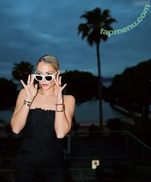 Valentina Pahde / valentina_pahde / valentinapahde nude photo #0100