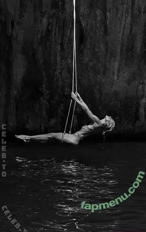 Valentina Pahde / valentina_pahde / valentinapahde nude photo #0680