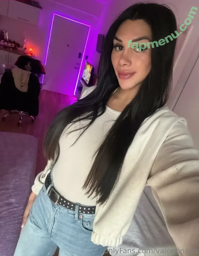 valentina.ts nude photo #0044 (valentts)