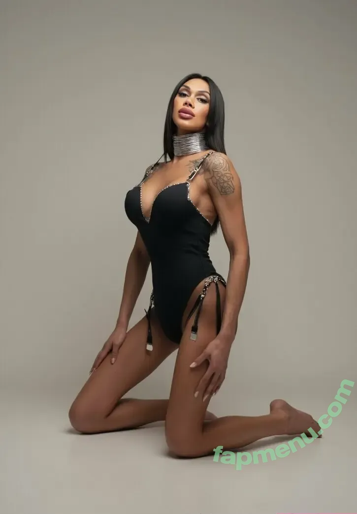 valentina.ts nude photo #0046 (valentts)