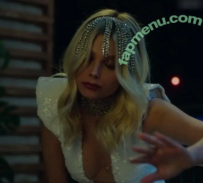 Valentina Zenere nude photo #0011 (valentinazenere)