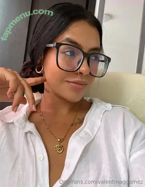 valentinaggomez / valentinagomeezz nude photo #0117