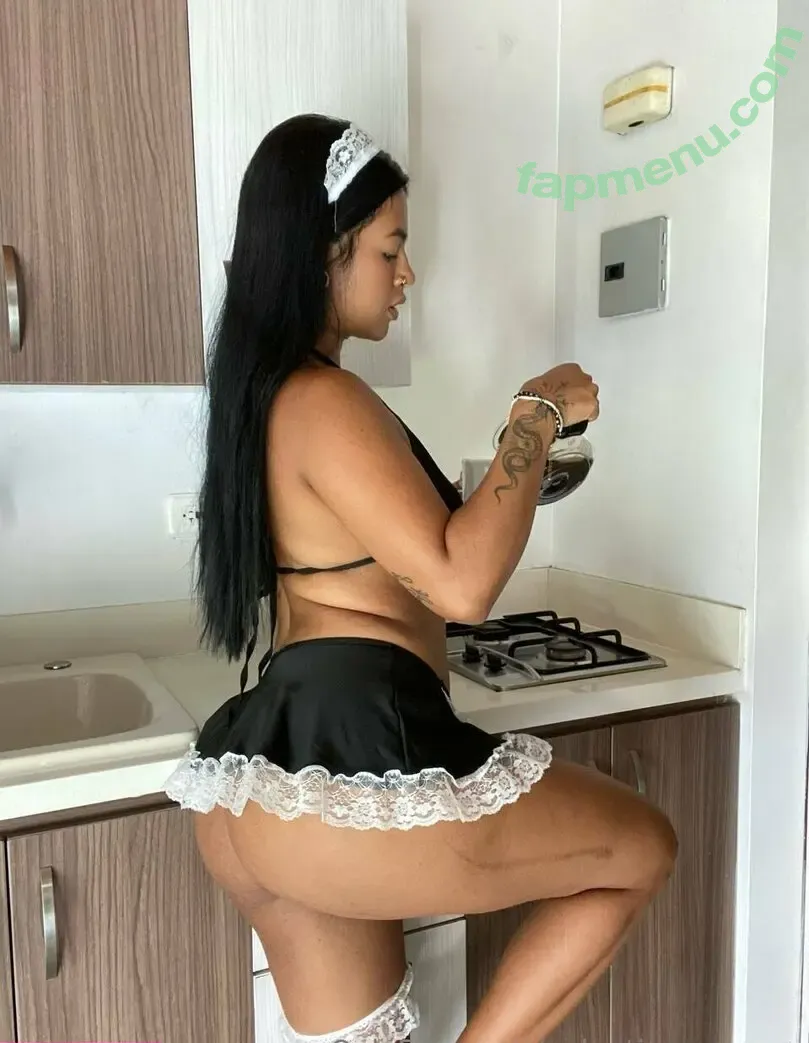 valentinaggomez nude photo #0111 (valentinagomeezz)