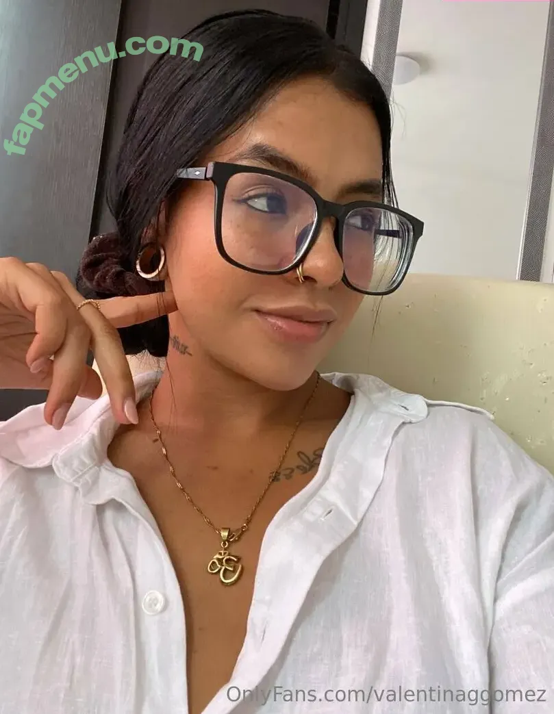 valentinaggomez nude photo #0117 (valentinagomeezz)