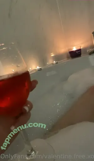 valentine.free.xoxo / valentine.xo_ nude photo #0015