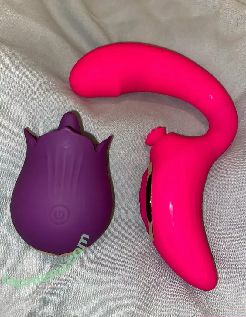 valentine.free.xoxo nude photo #0008 (valentine.xo_)