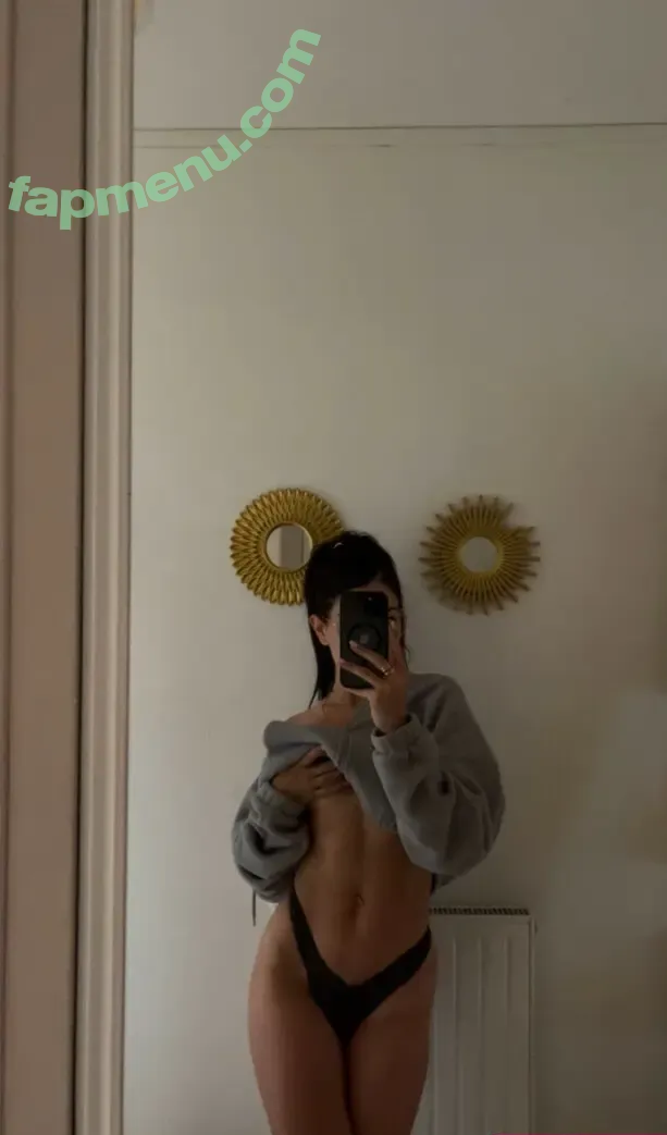 Valentinecoyle nude photo #0001 (Valentinecoyle)