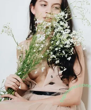  nude photo #0008