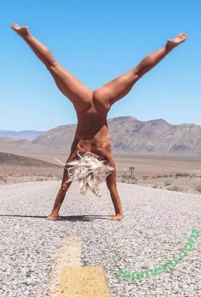 Valeria Guznenkova nude photo #0045 (guznenkova)