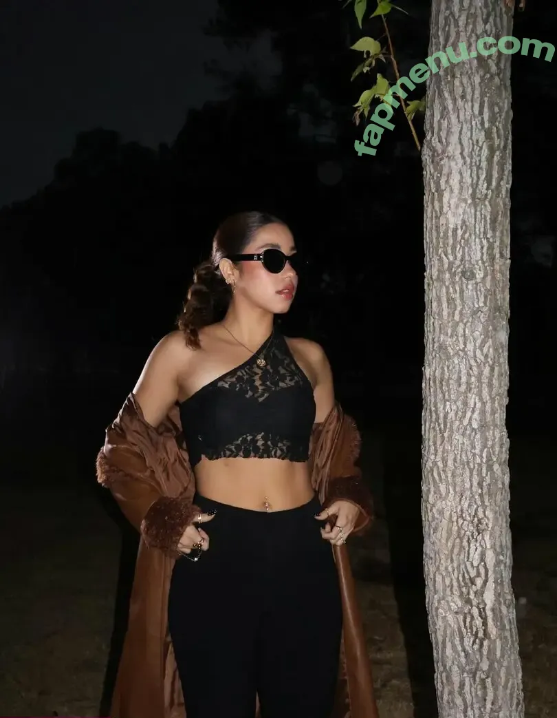 Valeria Madrigal nude photo #0068 (valeriamadrigal30)