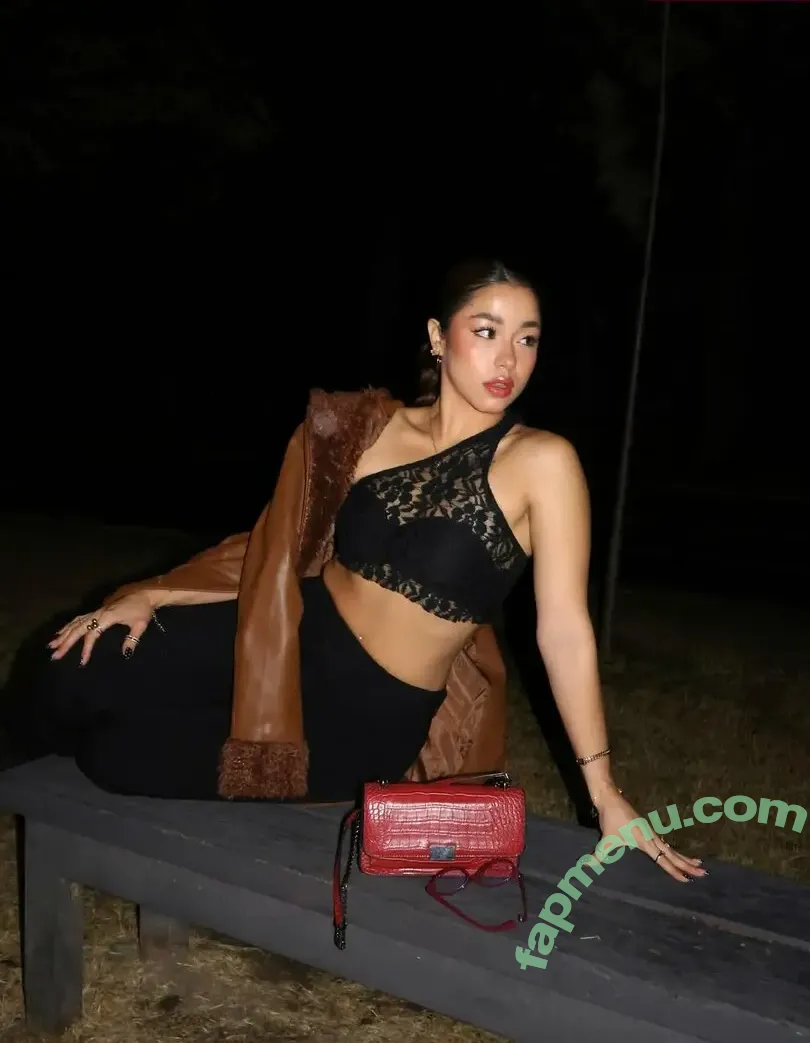 Valeria Madrigal nude photo #0070 (valeriamadrigal30)