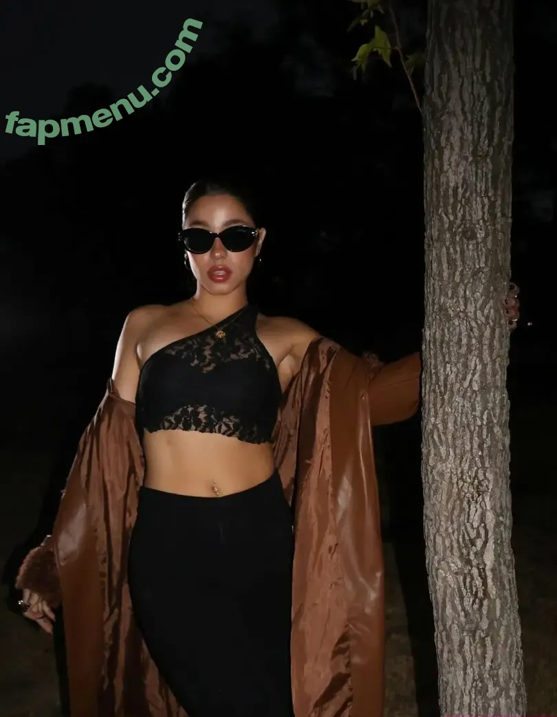 Valeria Madrigal nude photo #0072 (valeriamadrigal30)