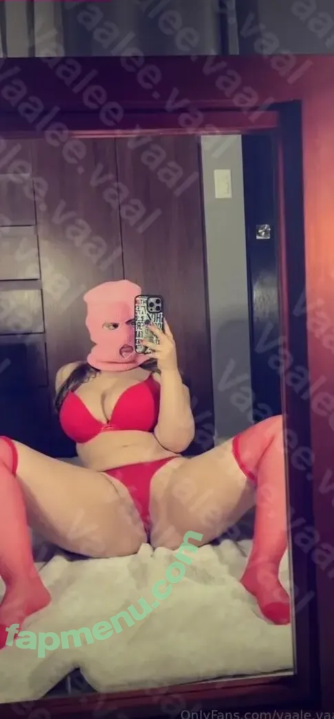 Valeria Soberon nude photo #0007 (Valesobb / valesobbb)