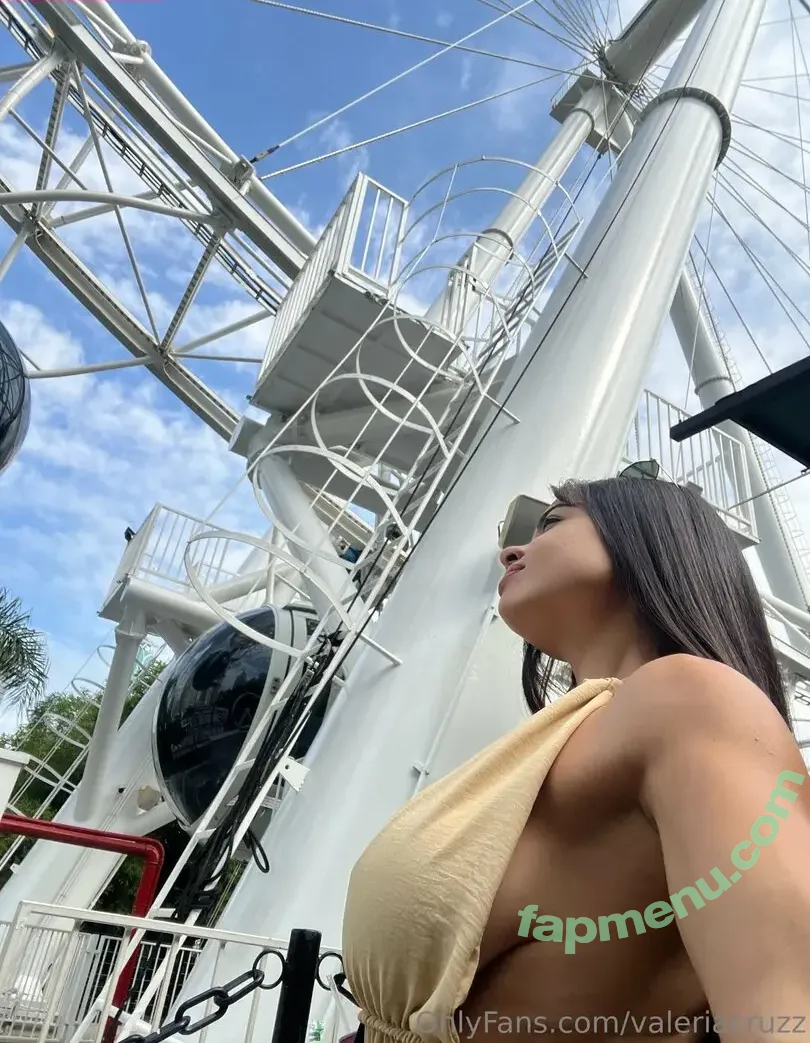 valeriacruzz nude photo #0173 (valecruzr)