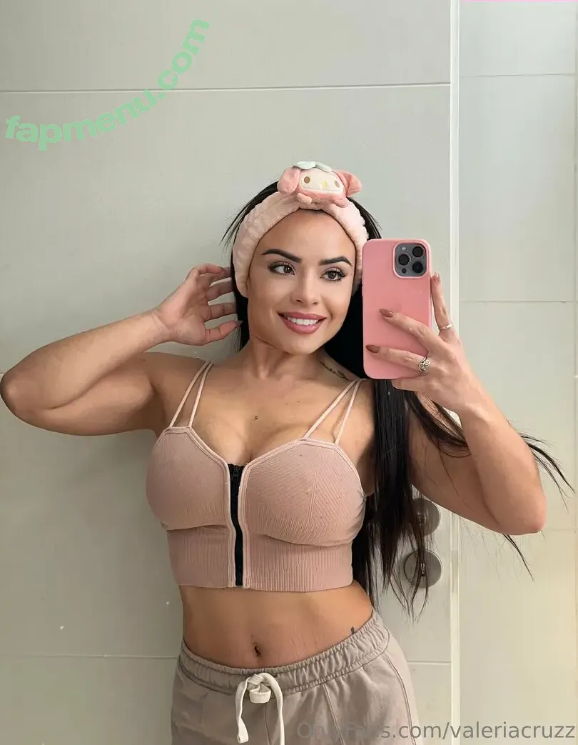 valeriacruzz nude photo #0279 (valecruzr)