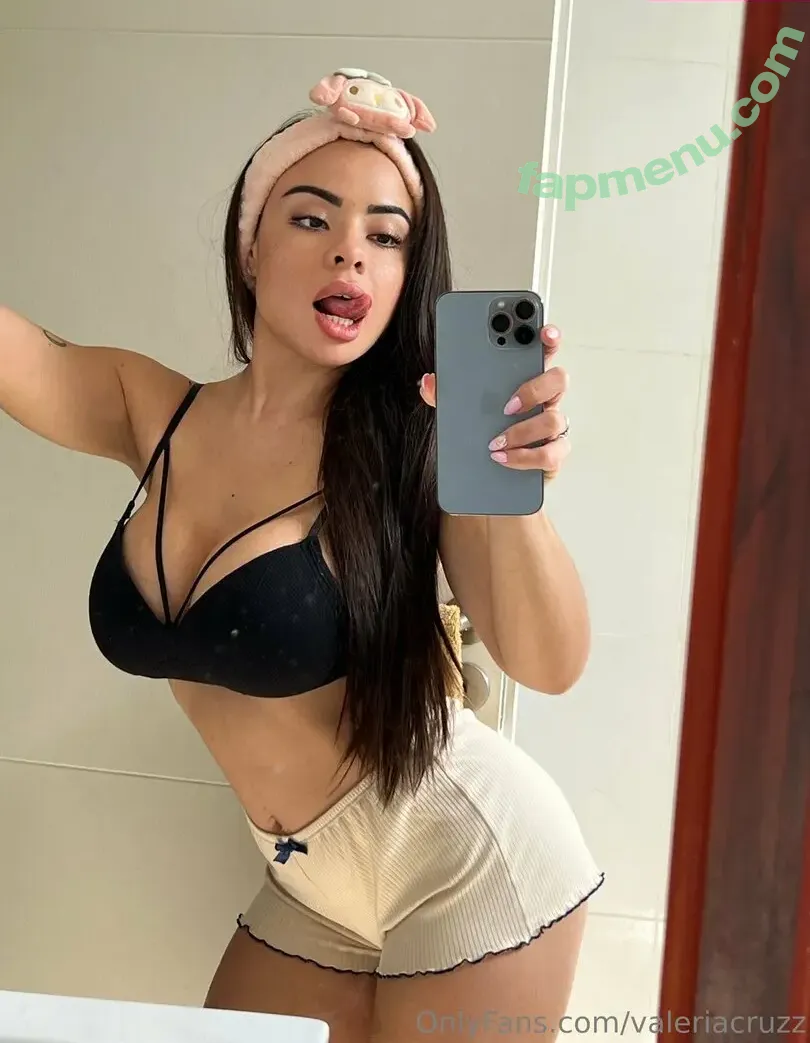 valeriacruzz nude photo #0339 (valecruzr)
