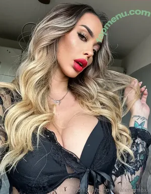 valeriamoxx / valeria.moxx nude photo #0002