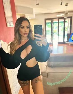 valeriamoxx / valeria.moxx nude photo #0005