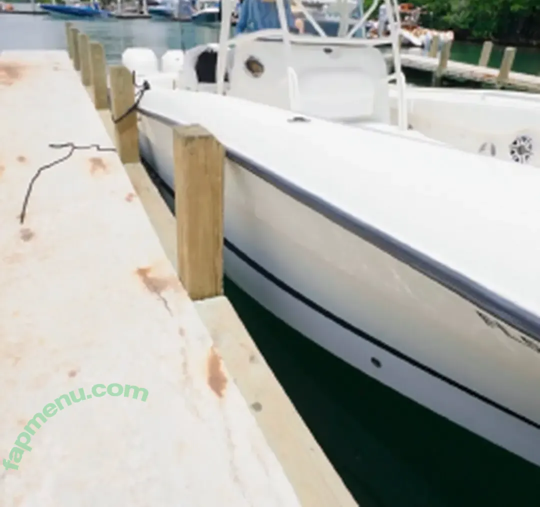 Valerica Steele nude photo #0047 (Val Steele / asphyxiateval / val_steele / valsteele)