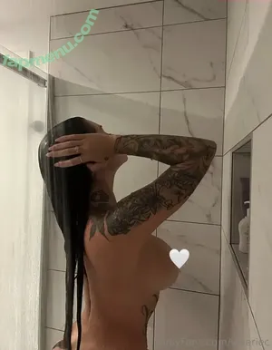 Valerie Cossette / valerie.c_ / valeriec / valeriecossett nude photo #0040