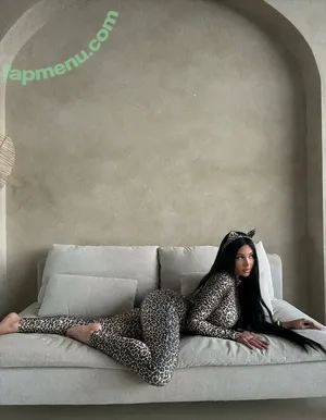 Valerie Cossette / valerie.c_ / valeriec / valeriecossett nude photo #0045