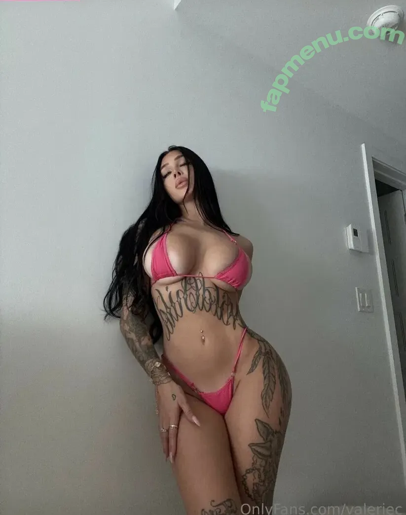 Valerie Cossette nude photo #0024 (valerie.c_ / valeriec / valeriecossett)