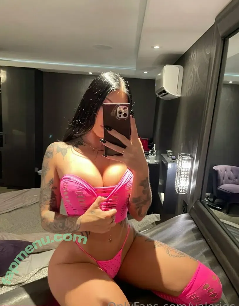 Valerie Cossette nude photo #0055 (valerie.c_ / valeriec / valeriecossett)