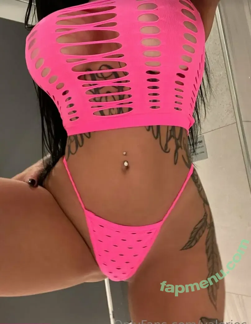 Valerie Cossette nude photo #0056 (valerie.c_ / valeriec / valeriecossett)