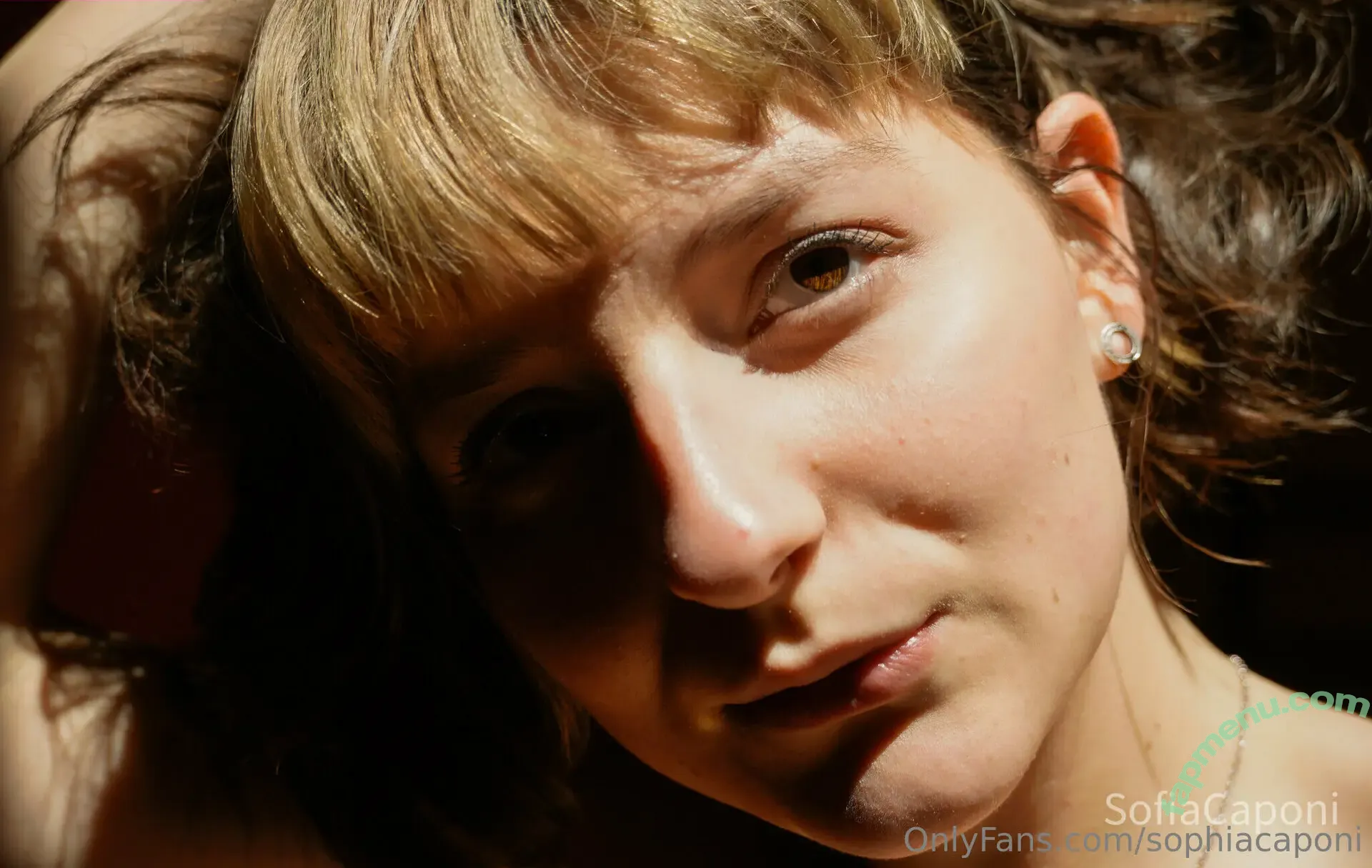 valerievailfree nude photo #0011 (valerievailfree)