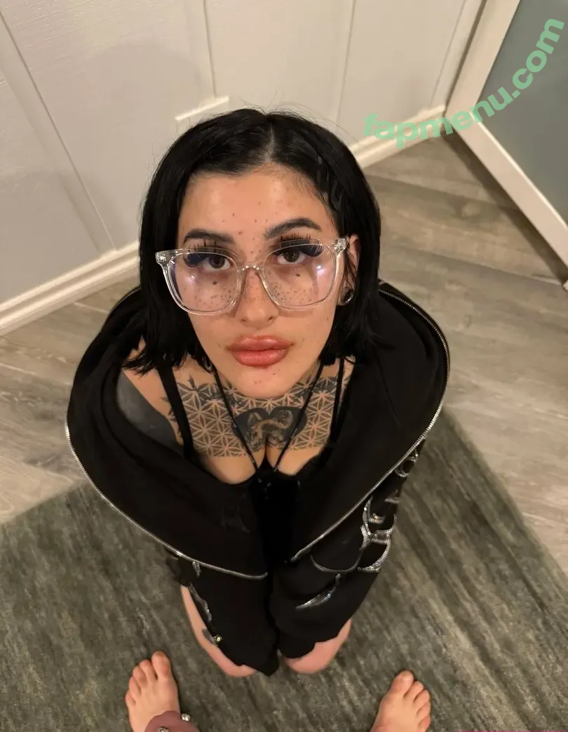valeriexvega nude photo #0015 (thevalerievega)