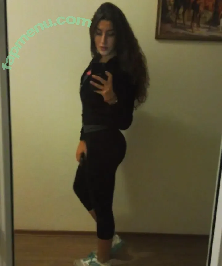 Valeriia Simavonian nude photo #0023 (angelvaleria / valeria.simavonian / valeriia_simavonian)