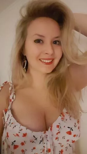 Valeriya ASMR / valeriyaASMR nude photo #0225