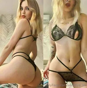  nude photo #0002