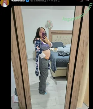 Valerukyy nude photo #0004