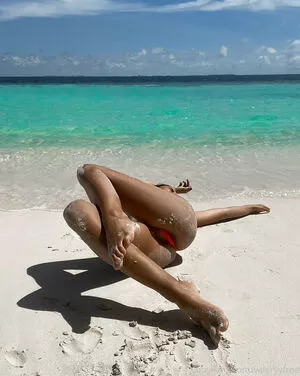  nude photo #0008
