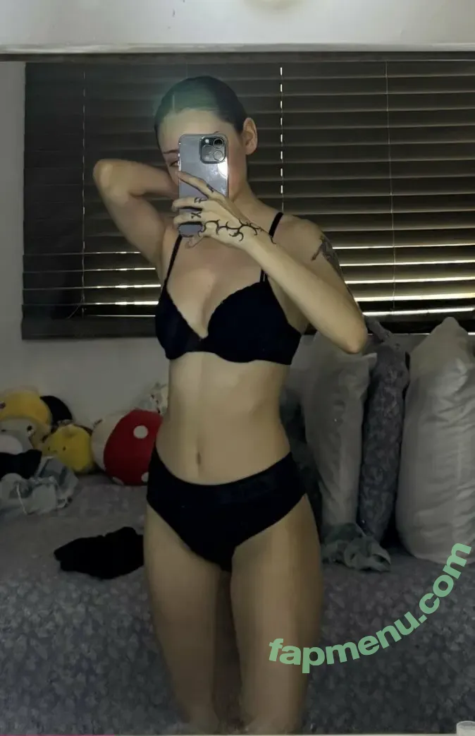 Valerya Salinas nude photo #0100 (Valessj / valackermannn / valesalinassj)