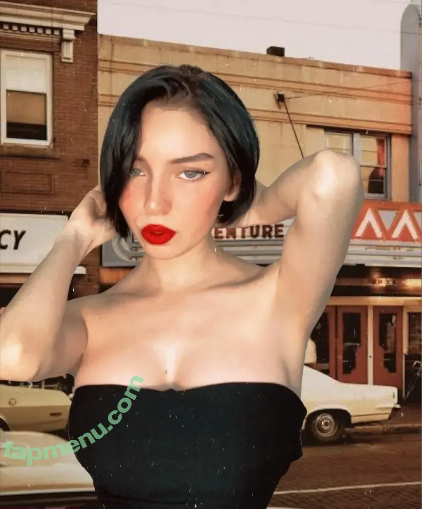Valerya Salinas nude photo #0111 (Valessj / valackermannn / valesalinassj)