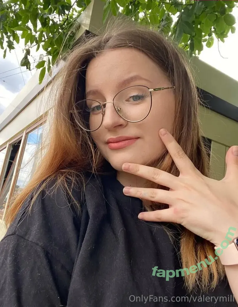 valerymill nude photo #0024 (18yearsstar / little_fox18 / mialil18)